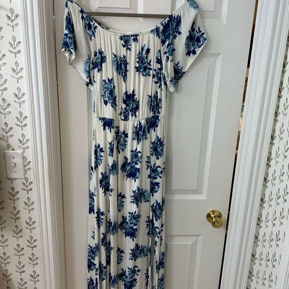 Peach Love lined (mini) floral maxi dress.  On/off shoulder - Picture 1 of 9